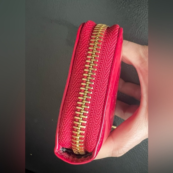 Authentic Dior Red Compact Zippy Wallet - Picture 4 of 14